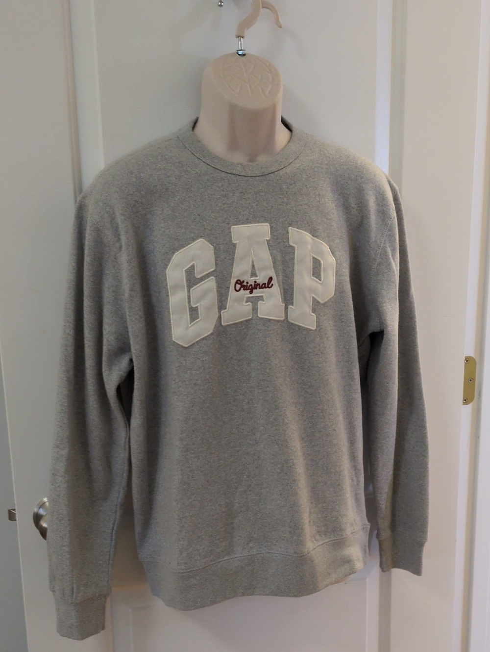 GAP Sweatshirt